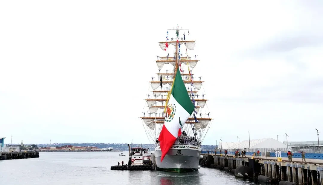 Celebra Sheinbaum regreso del Buque Escuela “Cuauhtémoc”