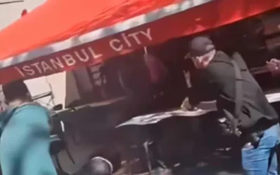 Desalojan a sujeto de hotel en Marsella y acuchilla a 5 personas, muere a tiros