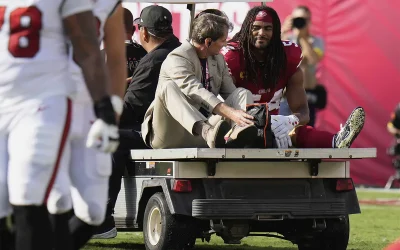 Fred Warner, capitán de los 49ers, es baja para el resto del año por fractura de tobillo