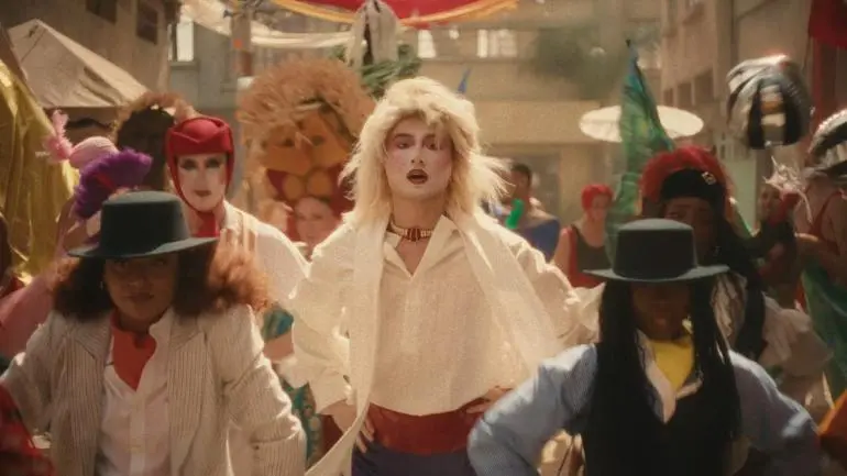 Fujii Kaze estrena ‘I Need U Back’, su nuevo video musical con estética de los 80’s