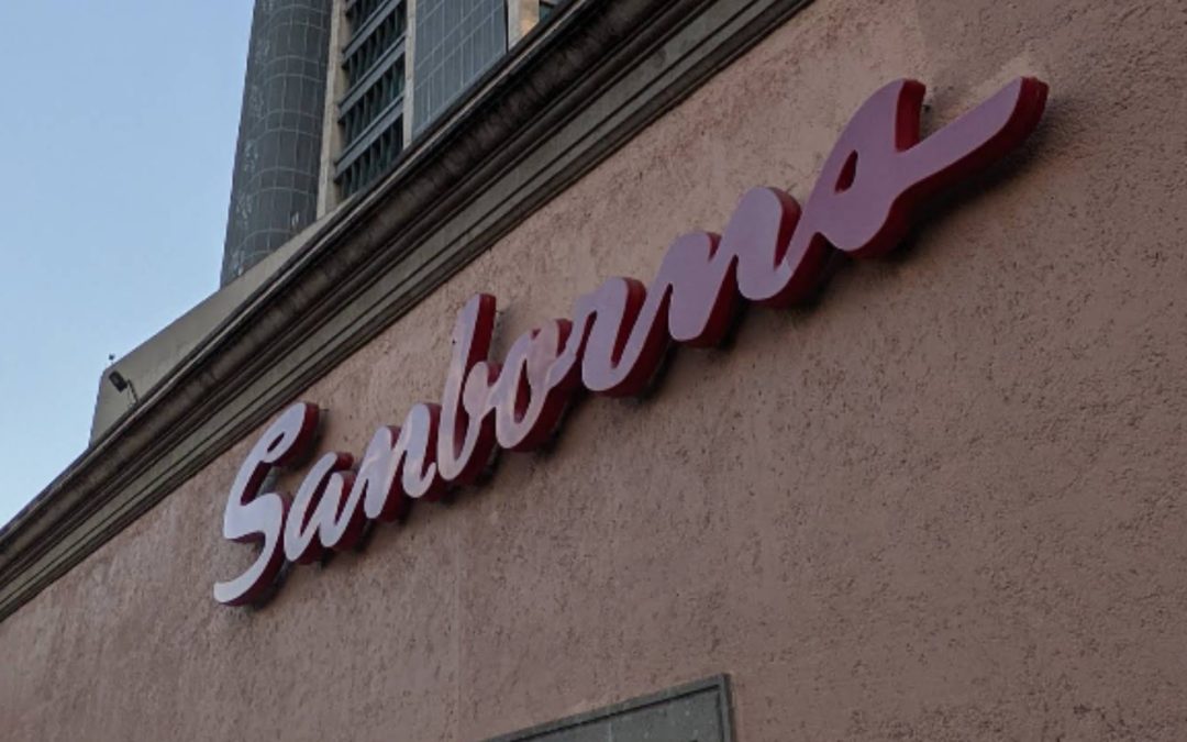 Asaltan Sanborns en avenida Insurgentes, CDMX; se llevan relojes y joyería