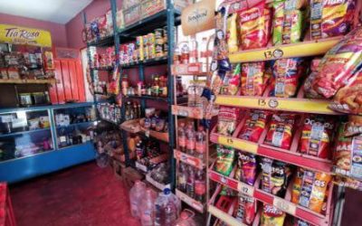 Comerciantes rechazan impuesto para botanas, dulces y bebidas energizantes en CDMX