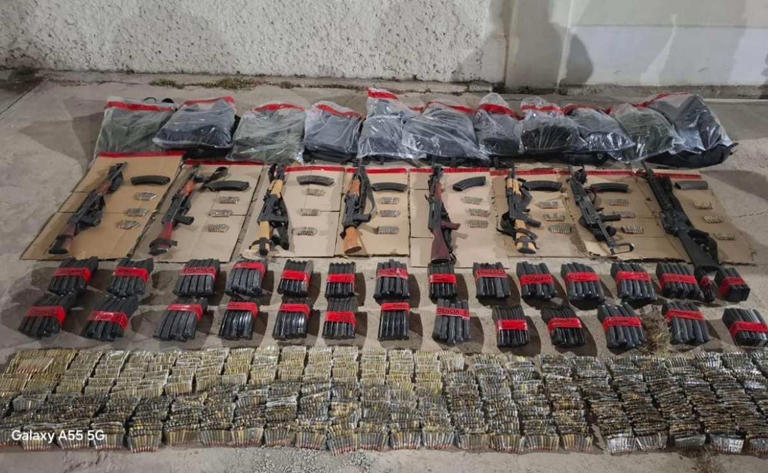 Detienen a hombre con arsenal y más de 6 mil balas en Guachochi, Chihuahua