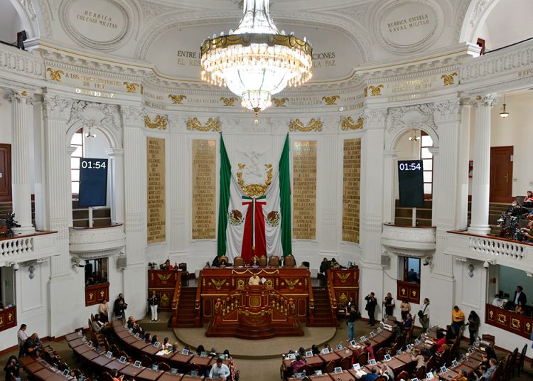 Denuncian a Mauricio Tabe por desvío de recursos en Miguel Hidalgo