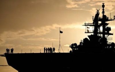 Anuncia Trump bloqueo naval total a buques petroleros sancionados de Venezuela