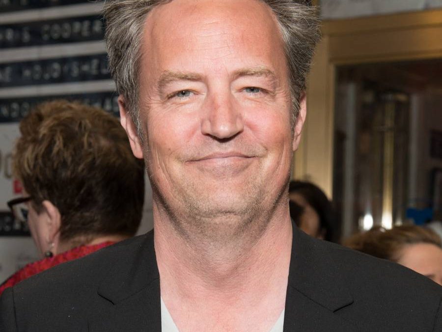 Médico que suministró ketamina al actor Matthew Perry es condenado a 30 meses de cárcel