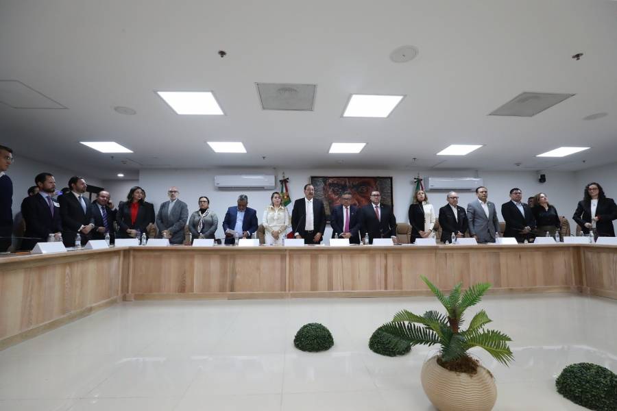 Instalan grupo de trabajo para revisar régimen fiscal de bebidas alcohólica; piden escuchar a los productores