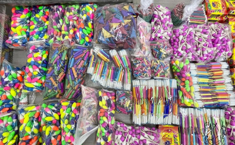 Explosión de pirotecnia provoca fuerte incendio en inmueble de Mazatlán