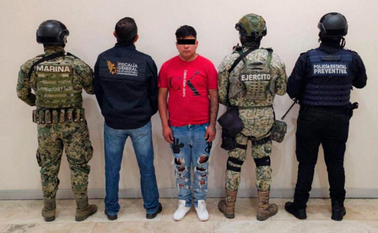 Caen “El Lápiz” y “La Pulga”; extorsionaban a comerciantes en mercados de Puebla