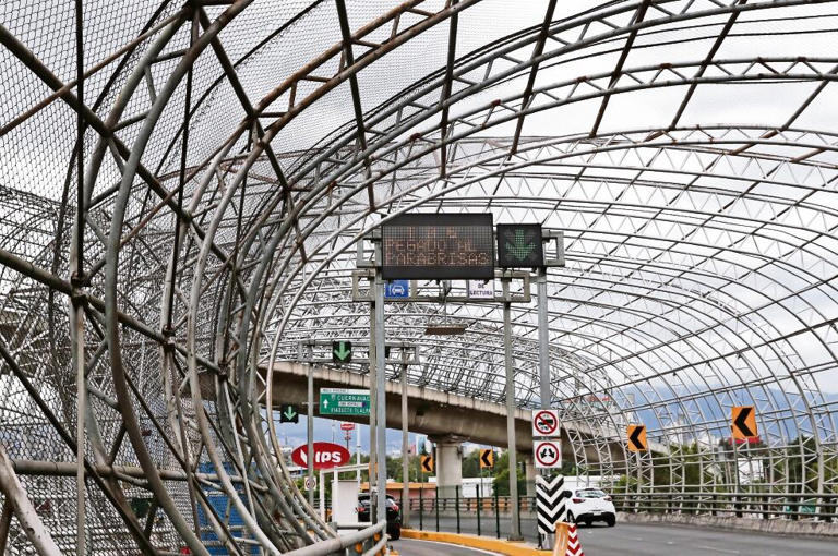 Instalarán poncha llantas en la autopista Urbana Norte por evasión de peaje.