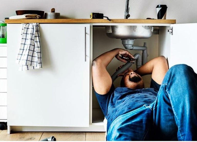 UAM Azcapotzalco certificara plomeros y electricistas