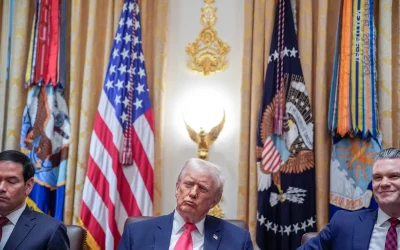 Advierte Trump que cualquier país que trafique droga hacia EUA “está sujeto a ataques”