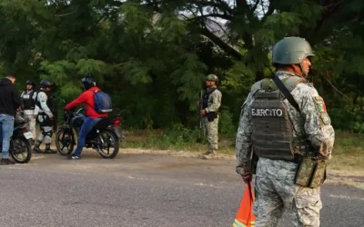 Detienen en Jalisco a un menor de edad en posesión de un arsenal de guerra