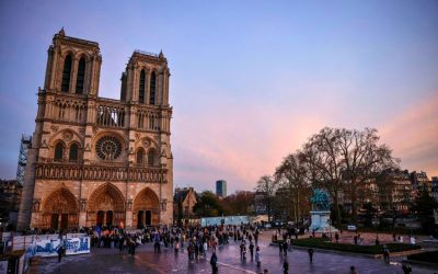 Notre Dame supera en visitantes al Louvre y la Torre Eiffel, a un año de su reapertura