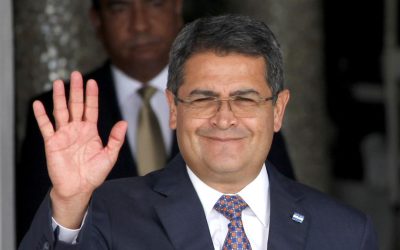 Reaparece el expresidente Hernández para agradecer a Trump por indultarlo