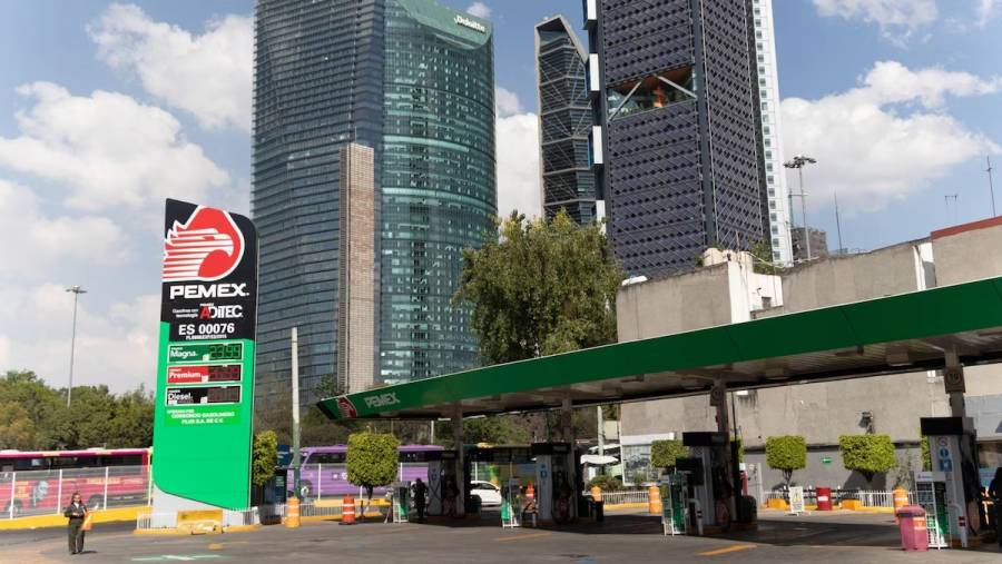 Pemex acuerda pago de 29 mil millones de deuda con proveedores en un plazo de ocho años