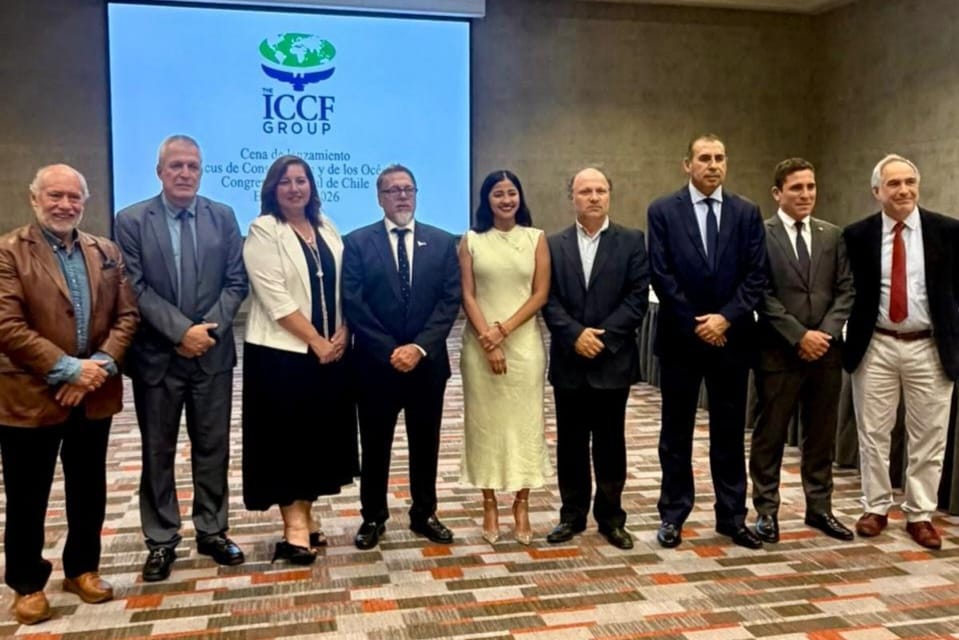 Participa Azucena Arreola en la instalación del Caucus de Conservación y Océanos de Chile