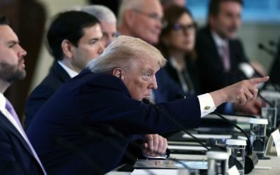 “Vamos a hacer algo con Groenlandia, ya sea por las buenas o por las malas”: Trump