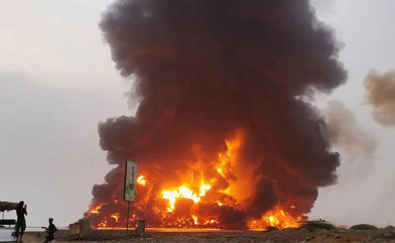 Aviones saudíes atacan a separatistas respaldados por Emiratos Árabes Unidos en Yemen