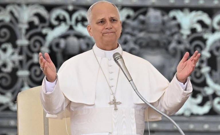 León XIV se suma al duelo por la tragedia del incendio de Suiza