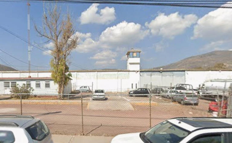 Deja cateo al descubierto red de comunicación al interior del penal de Pachuca, Hidalgo