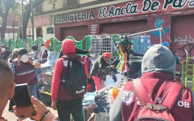 Desmantelan puestos de comercio informal en perímetros del Centro Histórico