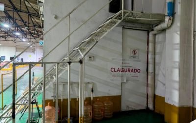 Sedema clausura dos verificentros en CDMX