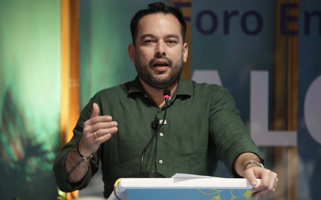 Suspende Colombia la venta de electricidad a Ecuador luego de la imposición de aranceles