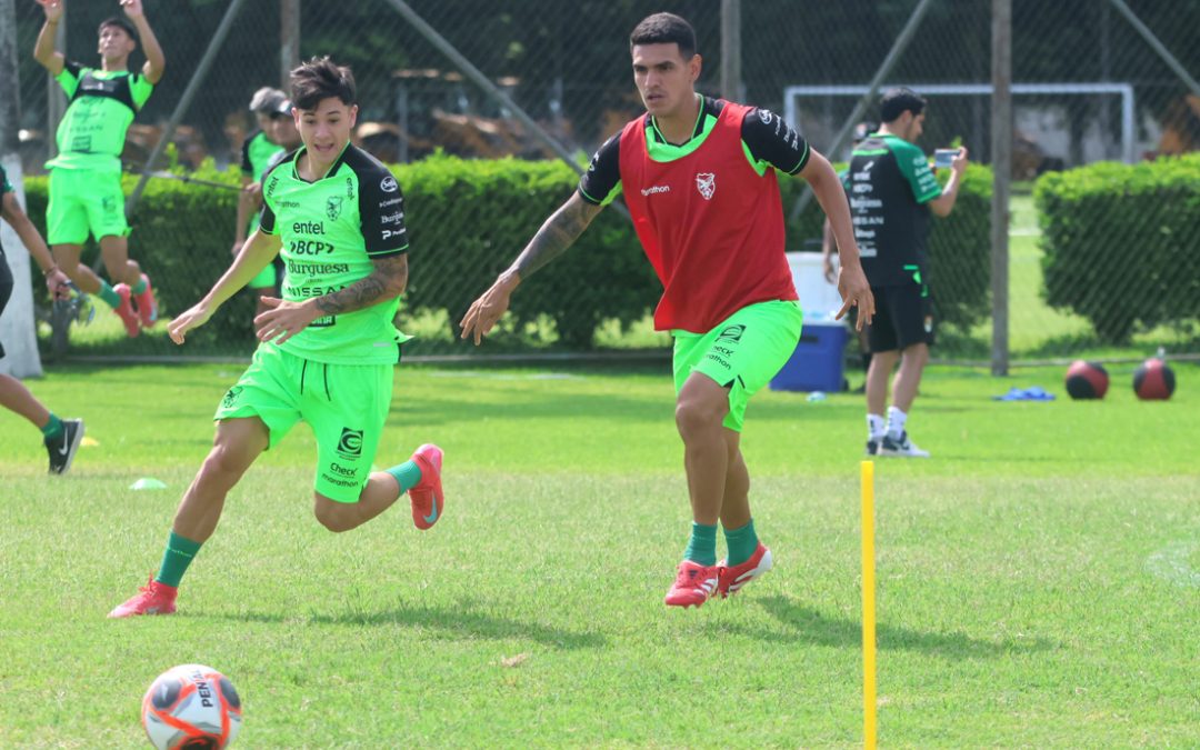 Ervin Vaca considera a México una selección “muy competitiva”