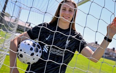 Sancionan con 6 partidos de suspensión a la portera del Liverpool Borggrafe por racismo