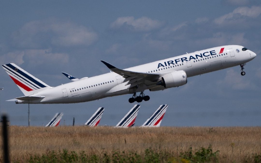 Aerolíneas cancelan vuelos de Europa hacia Medio Oriente por crisis entre EU e Irán