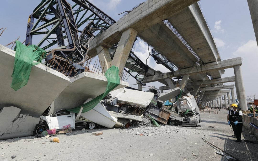 Suspende Tailandia obras de empresa vinculada a 2 accidentes con grúas con 34 muertos