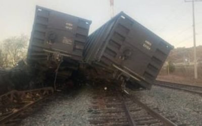Tren de carga se descarrila en Agua Zarca, Sonora; autoridades controlan la situación