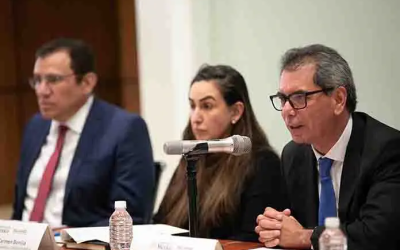 Aumenta la deuda a 53.6% del PIB