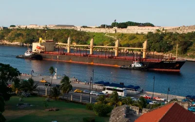 China le regala a Cuba 4,800 toneladas de arroz