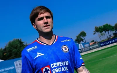 Cruz Azul hace oficial la contratación de Agustín Palavecino; la afición celeste celebra su llegada