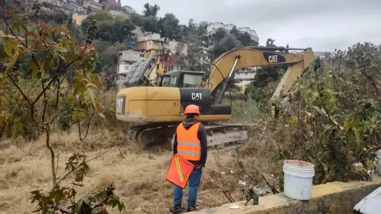 Inician desazolve de la Presa Tequilasco en Álvaro Obregón