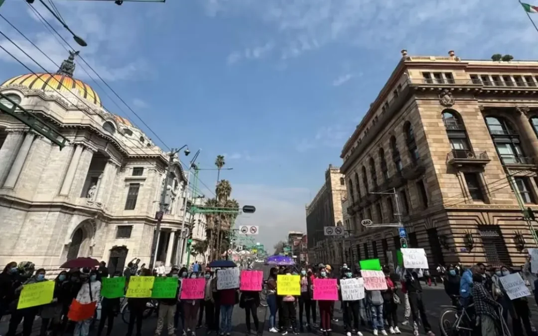 Estudiantes de Universidad del Bienestar Protestan en CDMX