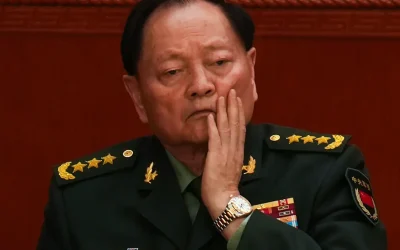 General de mayor rango de China es investigado por abusos
