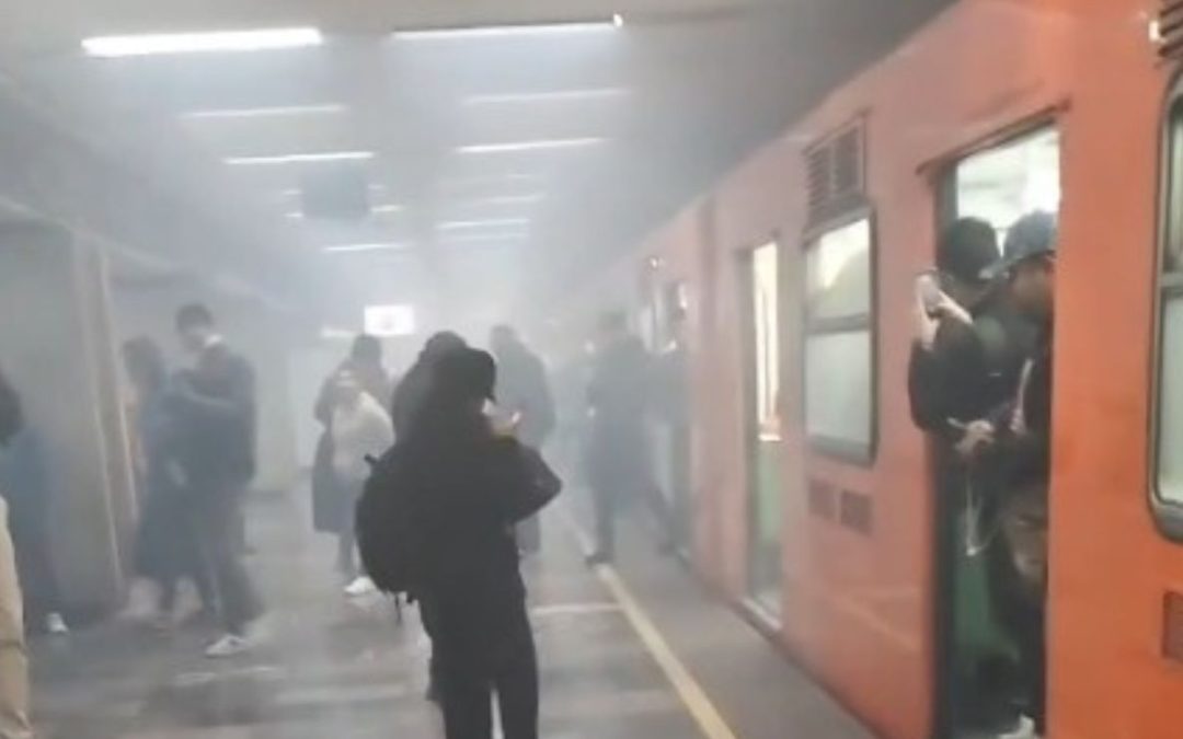 Metro CDMX inicia la semana con humo en la Línea 3