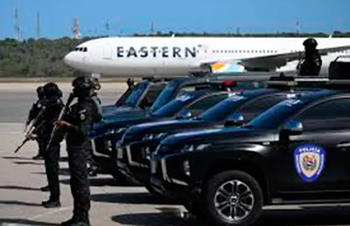 Llega a Venezuela vuelo con migrantes deportados