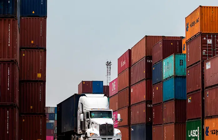 Exportaciones de México alcanzaron máximo histórico en 2025