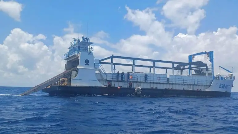 Marinos ligados a ‘huachicol fiscal’ no deben ser dados de baja, pide abogado