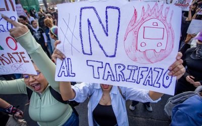 Protestan contra ‘tarifazo’ al transporte público en Guadalajara