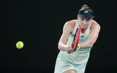 Rybakina vence a Sabalenka y reina en Australia