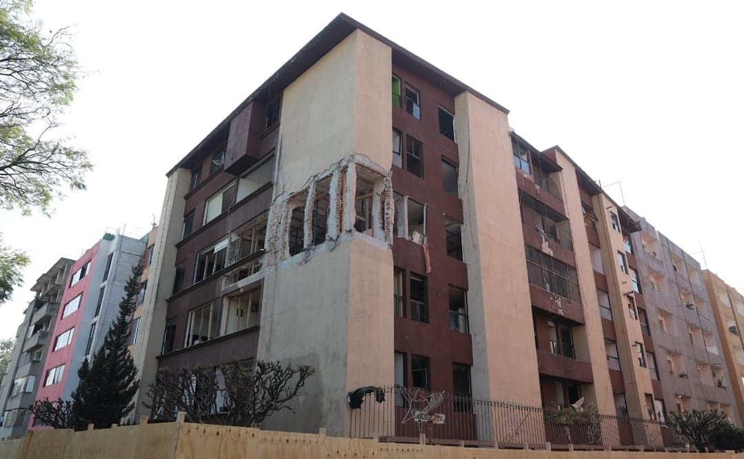 Edificio donde se registró explosión en Paseos de Taxqueña es rehabilitable, aseguran autoridades