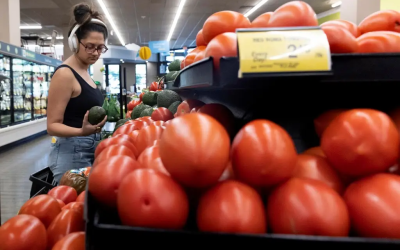 Inflación se acelera y sube anual a 3.79% en enero: INEGI
