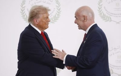 Trump felicita al “gran líder” Infantino por sus 10 años al frente de la FIFA