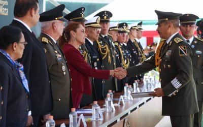 «Garantiza el Ejército la Independencia de México frente a presiones externas»: la Presidenta.
