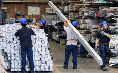 Cayó producción industrial un 1.3% en 2025 con un desplome en la minería